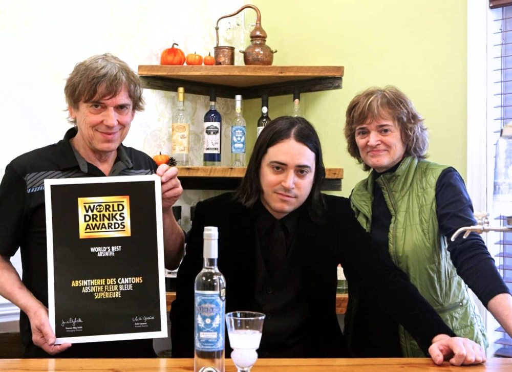L’absintherie des Cantons : L’excellence du champ à la bouteille