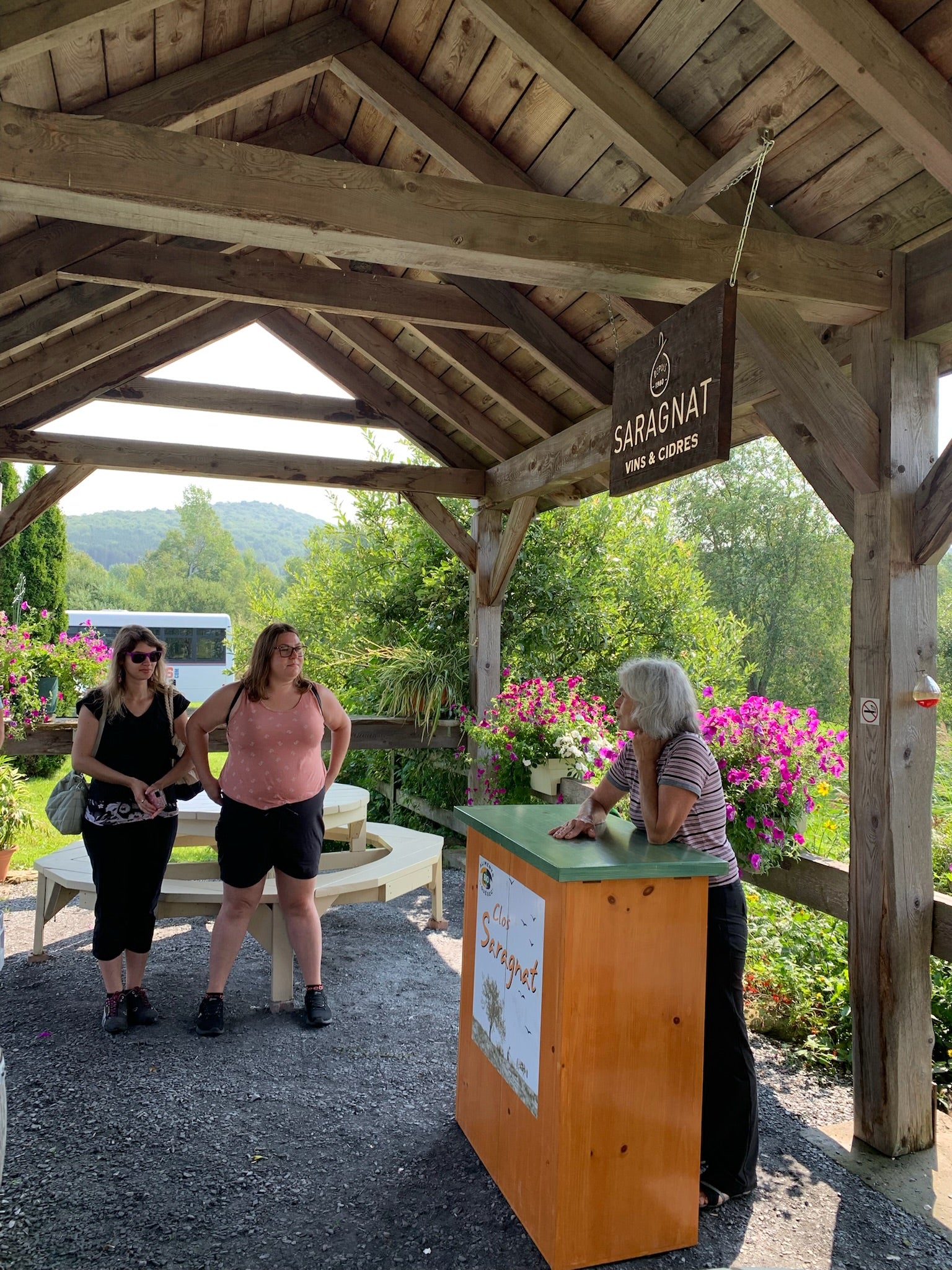 Balade au coeur d’un vignoble et cidrerie biologique